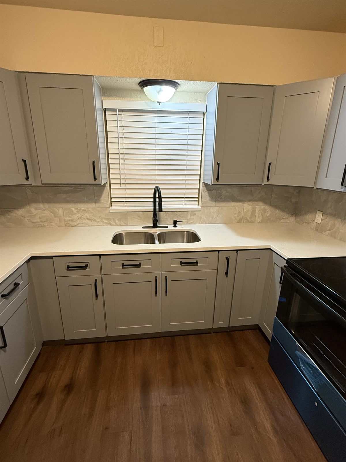 Kitchen remodel by 3DCON LLC in the Tampa Bay area